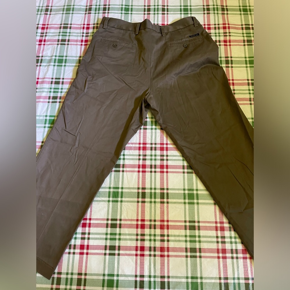 Men’s Dockers Dress Pants Slacks Size 36x29 Brown - Picture 2 of 4
